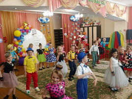 Выпускные утренники в ДОУ Выпускные утренники в ДОУ.